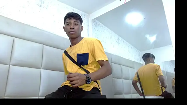 TonnyMarck Chat XXX in diretta