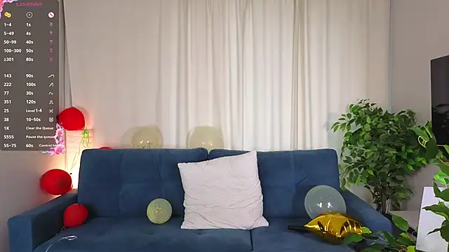 MaraButtrey Adlı Modelin Canlı XXX Sohbeti