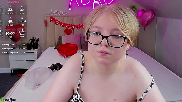 Lauraaa_Smith – Live XXX-chat