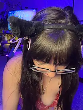 urpuppymoon 现场XXX聊天