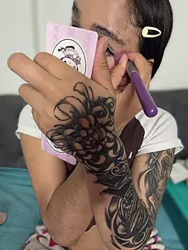 Isabella-Teen Chat XXX in diretta