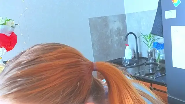 erikabrian 现场XXX聊  天