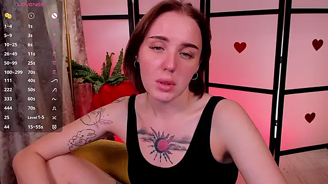 LianaFord live XXX chat