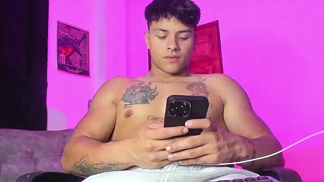 Dominic_Biker__ 라이브 XXX 채팅