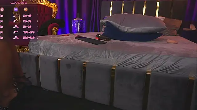 Chat +18 de EmpressDesires ao vivo