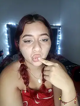 Chat XXX en directo de Chloe_Sky_love