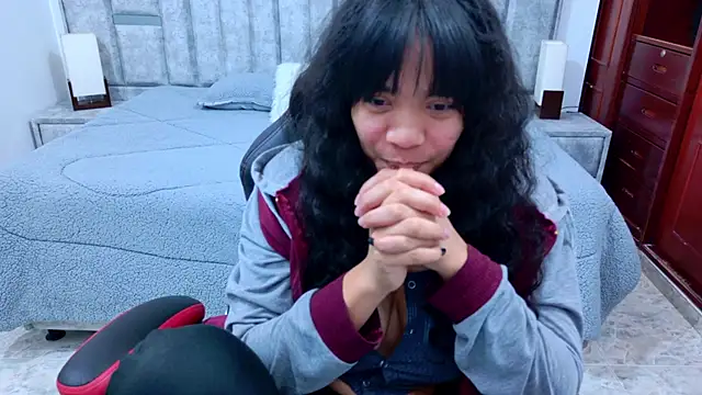 laureentt_ Live XXX-Chat