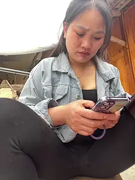 Miumiu999 网络视讯表演