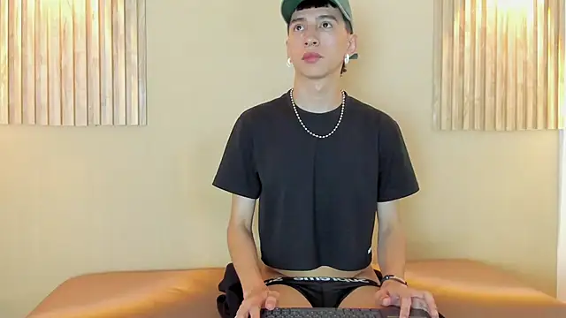 lian_cameron 网络视讯表演