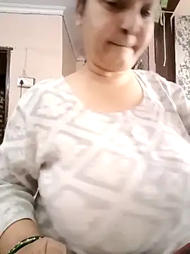 Chat XXX en directo de Kavya_kapoor