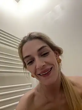 Chat XXX en directo de Bellalolahot