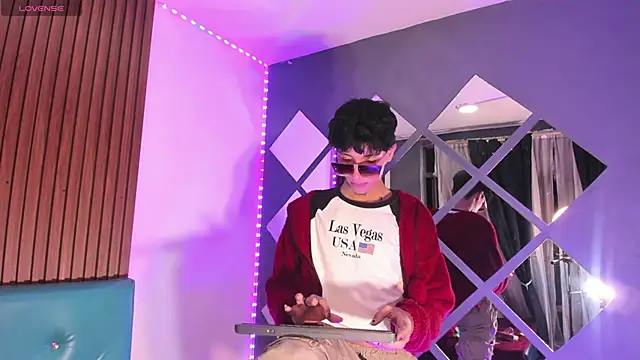 Max_Steelln Live XXX chat