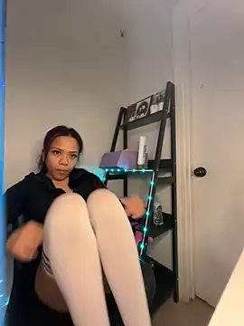 Онлайн чат XXX ArielsFeet333