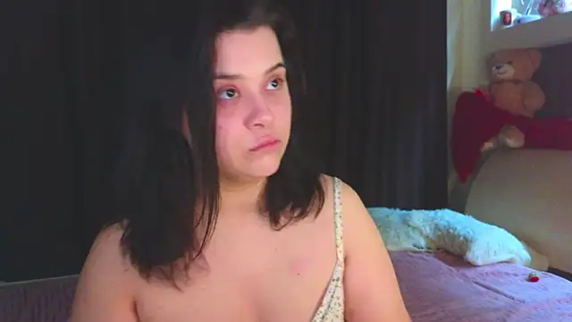 Malika_uAngel: απευθείας συνομιλία ΧΧΧ