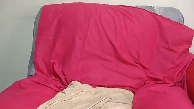 sluttylaura21 Webcam show