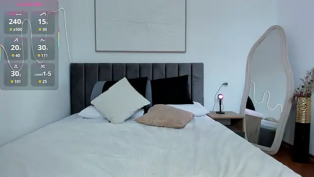 دردشة DreamLiza الجنسية المباشرة