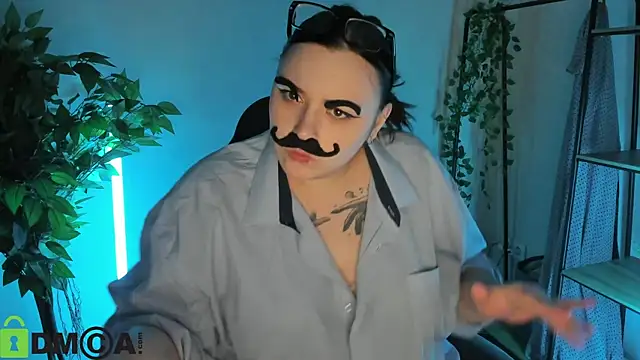 Mia_R0ss: онлайн-секс-чат