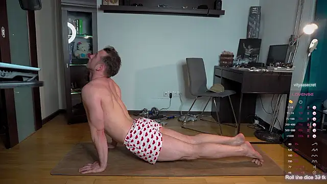 VIktorSecret's Live XXX Chat