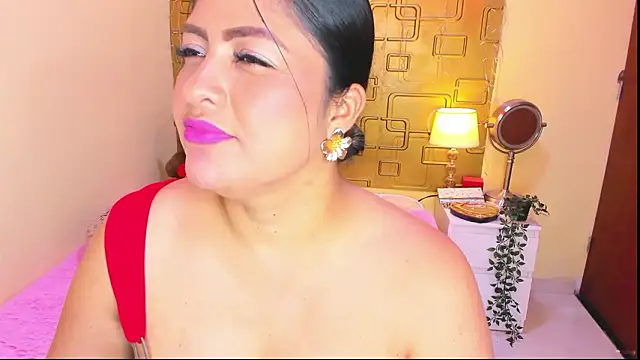 دردشة Julia_Haye الجنسية المباشرة