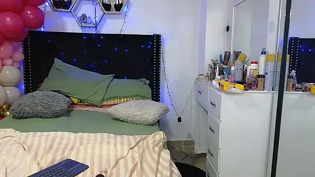 charlotte_077 라이브 XXX 채팅