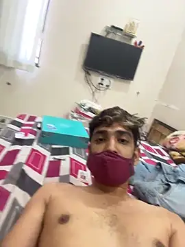 hornyguy271192: вебкам-шоу