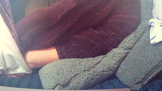 Playful_MILF_Demi Live XXX-Chat