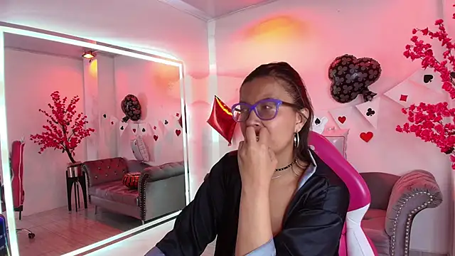 Amber__rouge's Live XXX Chat