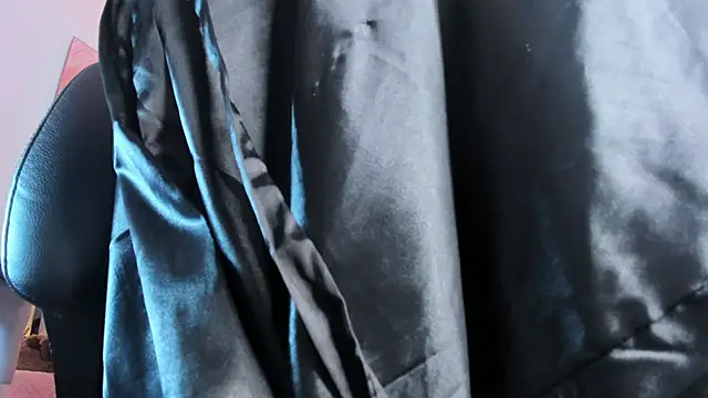 Chat XXX en directo de AngelineHeet