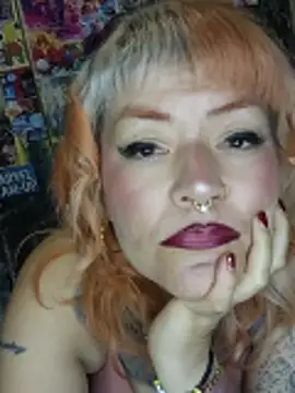 LadyPolka Adlı Modelin Canlı XXX Sohbeti