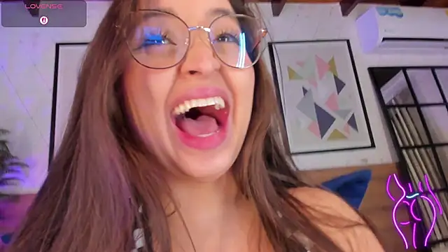 MiaKay1n Live XXX chat