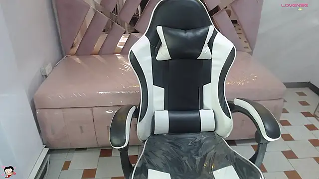 Kendra_rouse_v: απευθείας συνομιλία ΧΧΧ