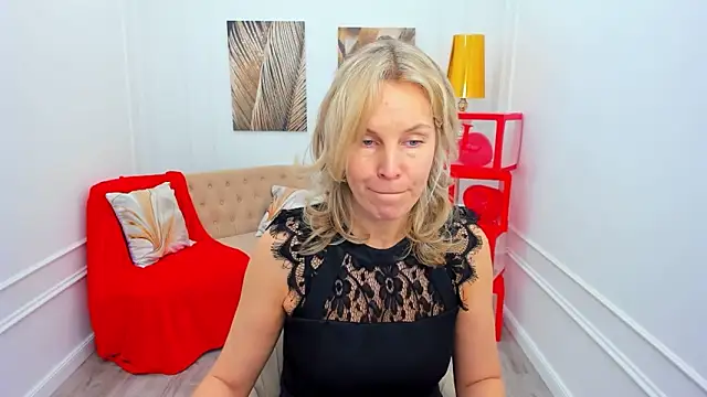 XXX chat uživo modela Sinty_Devis