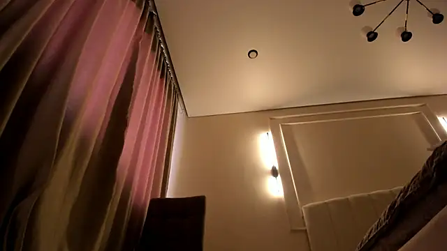 XXX chat uživo modela Wizardkis