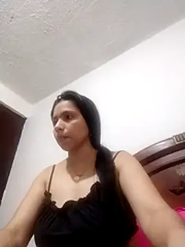 AriaRavelle Obrolan Langsung XXX