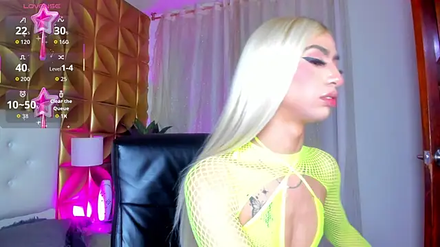 Martina_Sky_ Webcam show