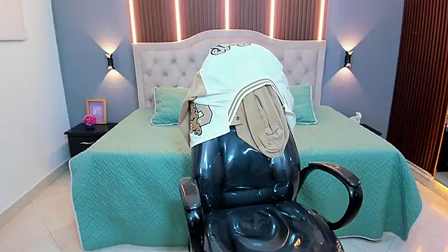 Tommy18__: απευθείας συνομιλία ΧΧΧ