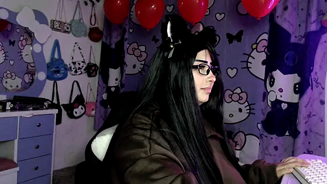 Chat +18 de lussyevans24 ao vivo