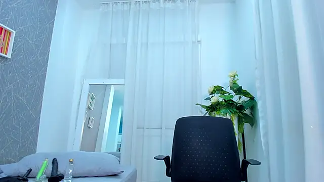 Chat +18 de ViictoriiaSaenz ao vivo