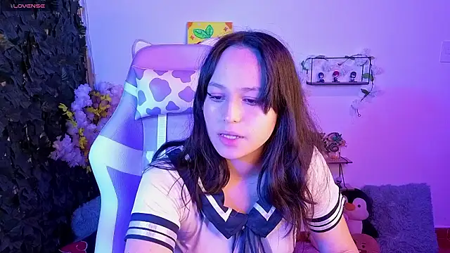 Eymmy_24 élő XXX-chatje