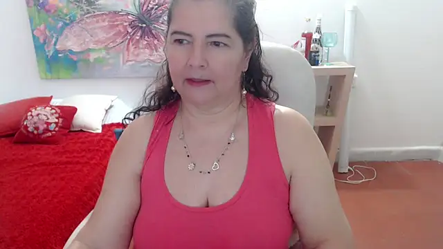 leonela_69のライブXXXチャット