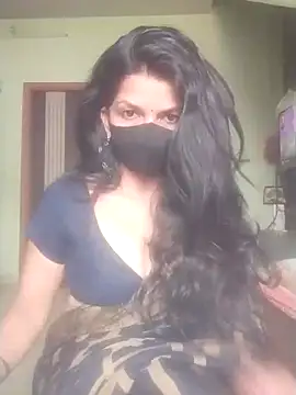 Shuttii_25 লাইভ XXX চ্যাট