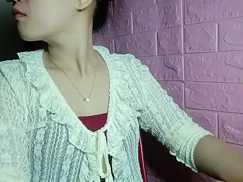 Eye-squirt Show Webcam