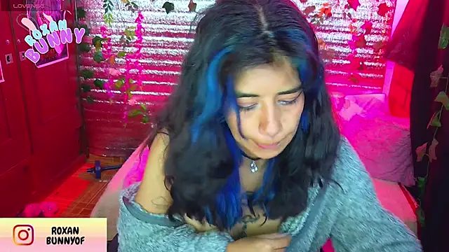 แชท XXX สดของ Roxanbunny1