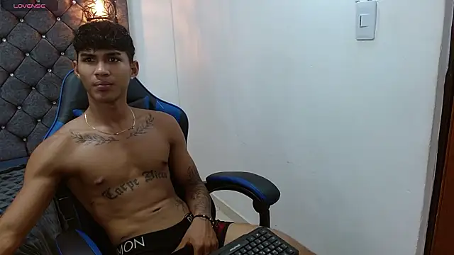 luka_big18 webcam show