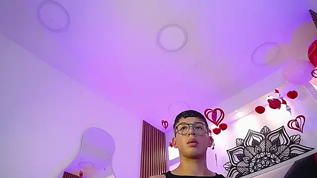 Fancy_Vixen Chat XXX in diretta