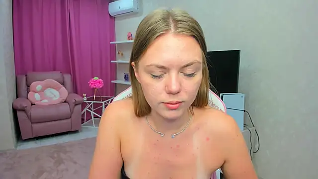 XXX chat uživo modela Strawberrye