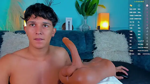 Leo_Savage_ Webcam Show