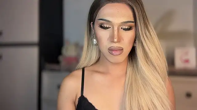 Ts_glamxx élő XXX-chatje