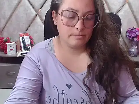 Sarah_Boobs_ 라이브 XXX 채팅