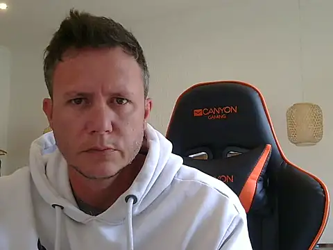 TroyDieselXXX Pertunjukan Webcam